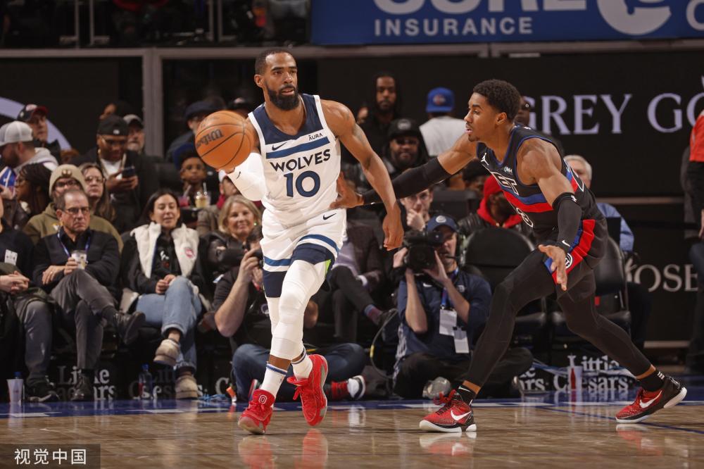 并通过引入 并通过引入