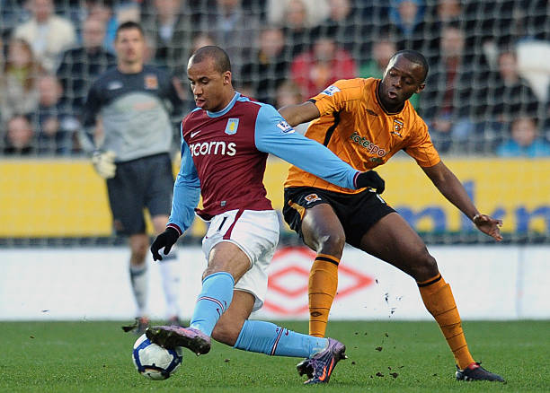 通过积极的 通过积极的